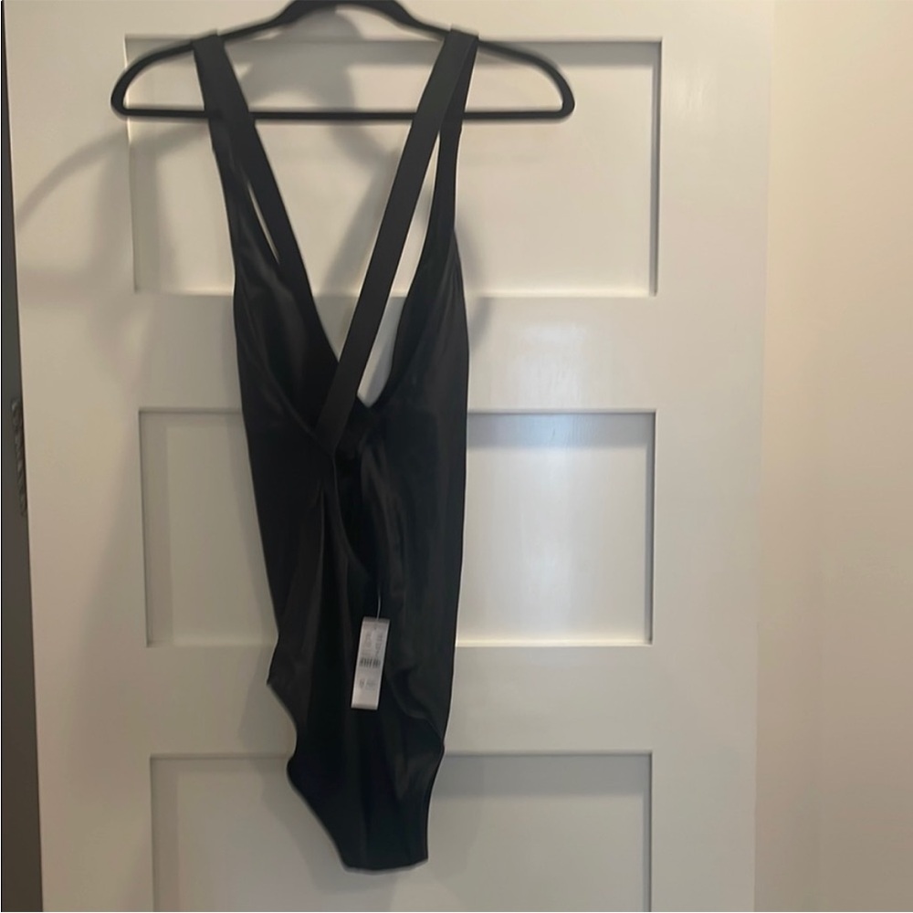 J. Crew High-Support Cross-Back One-Piece Swimsuit | Size 8 Long Torso - Picture 5 of 9